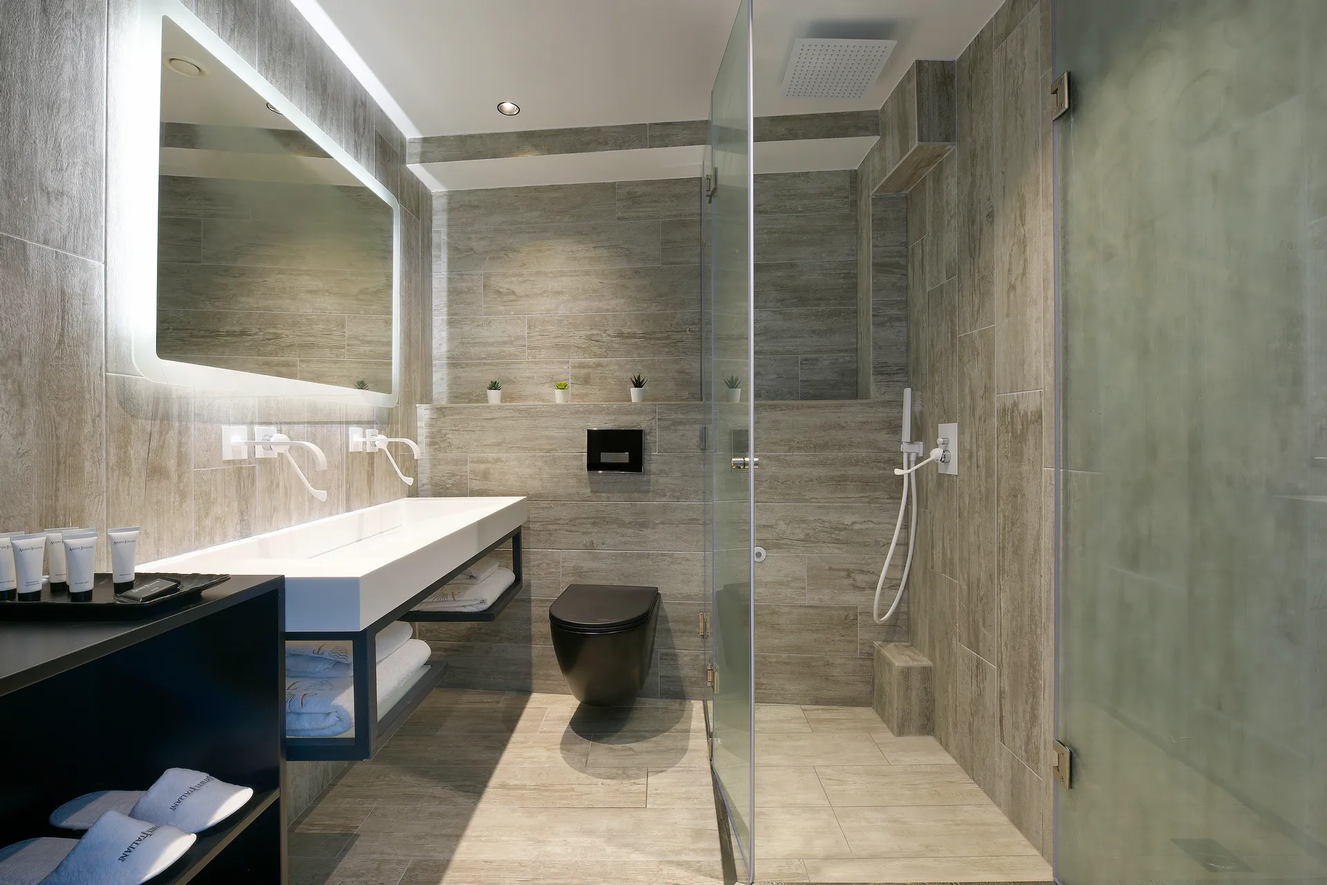 Tiara Holidays - Akti Toroni Boutique - Executive Suite Pool View - kupatilo